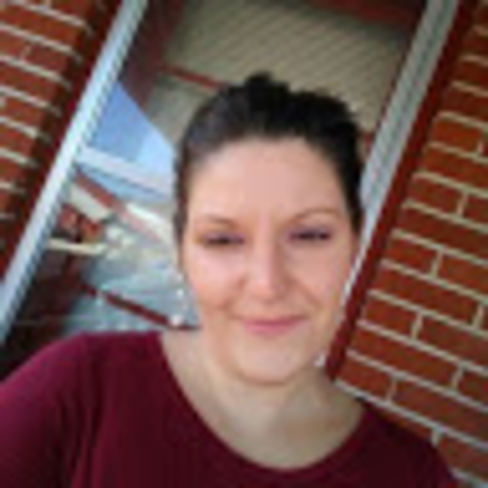 Meet your Posher, Stacy